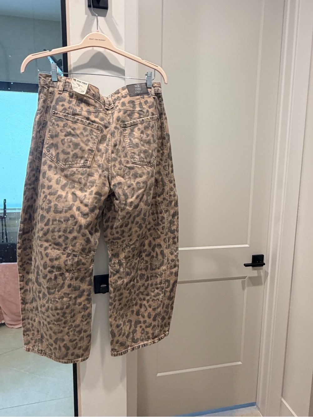 Free People women’s Leopard Print Barrel Jeans good luck mid rise barrel 29